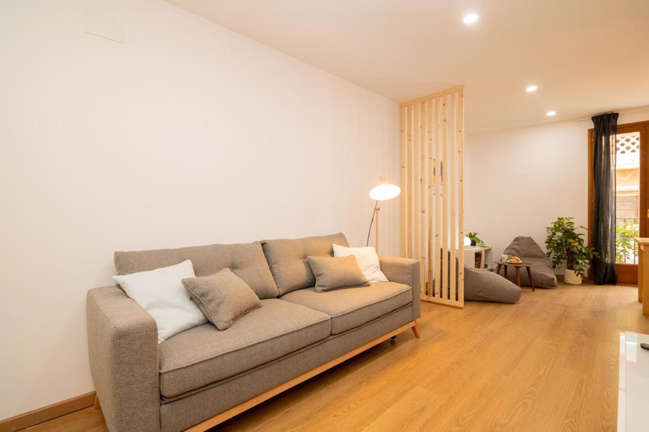 Barcelona Apartments In Born Exterior photo